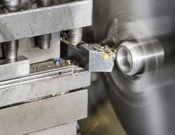 XRF portable metal analyzer for metal fabrication and alloy testing applications